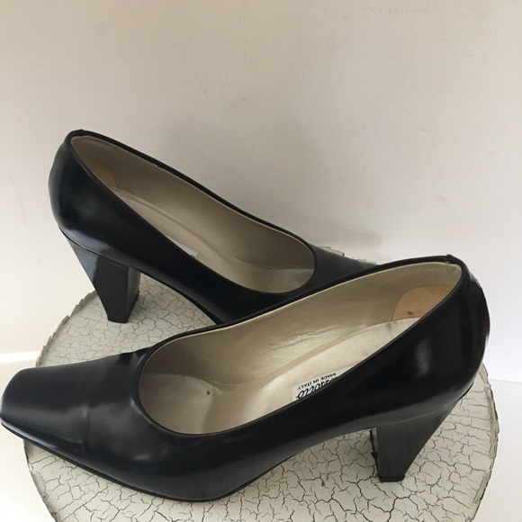 VTG Bassotto Black Block Heal -Square Toe Pump - Picture 3 of 7